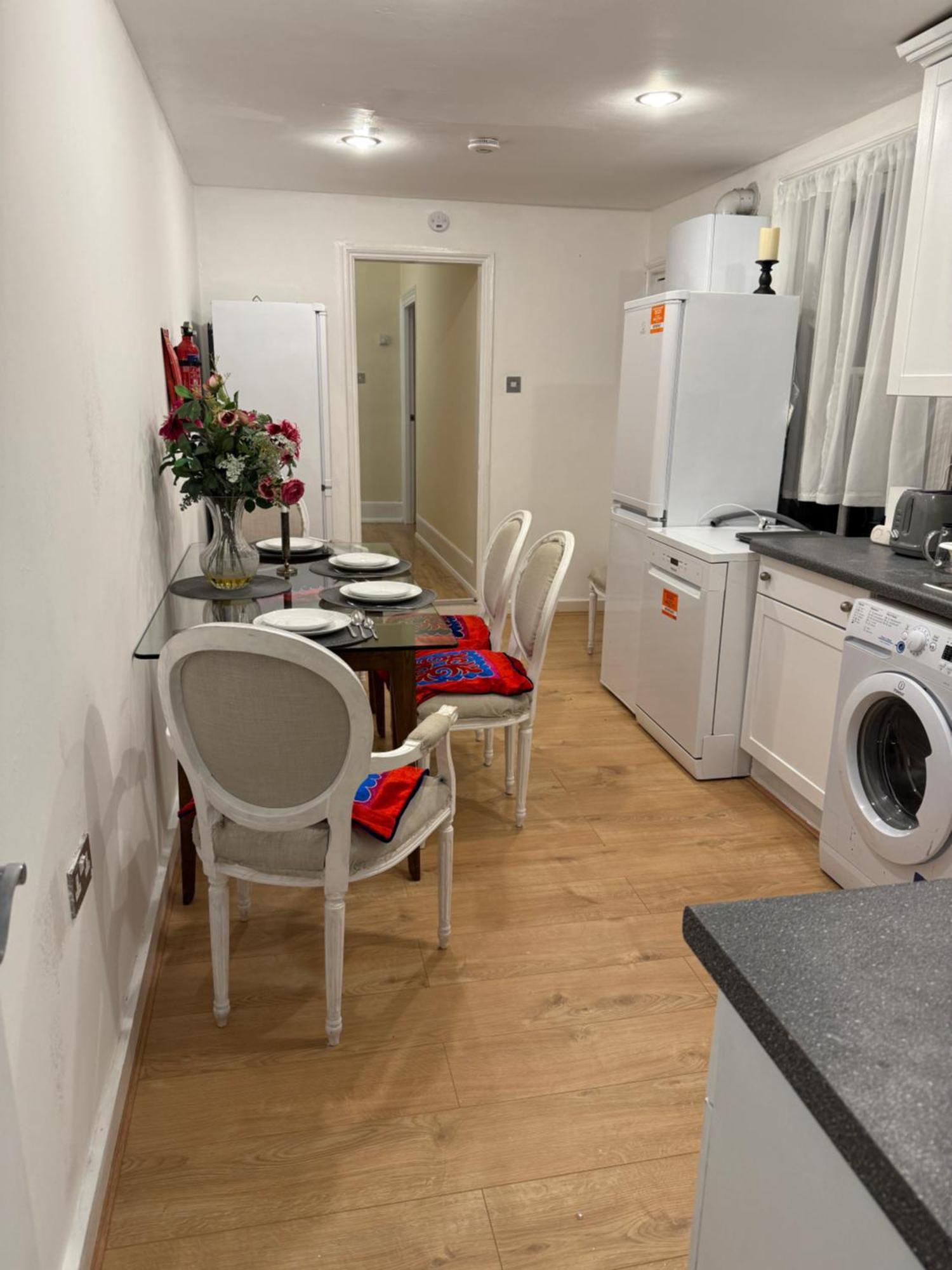 Privatunterkunft Compact And Friendly Price London